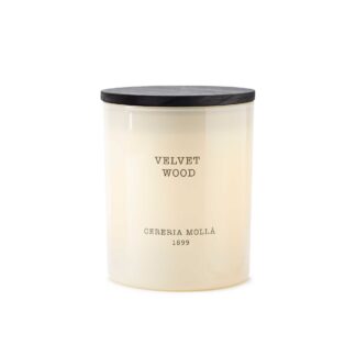 Velvet Wood kaars – aromatische kaars in crème glazen houder met warme tabak- en vanillegeuren