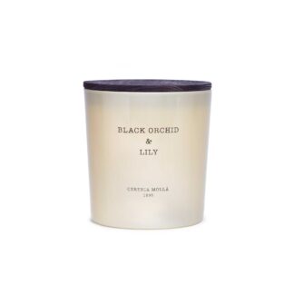 Black Orchid & Lily XL geurkaars van Cerería Mollà 1899 in crèmekleurig glas met 3 lonten